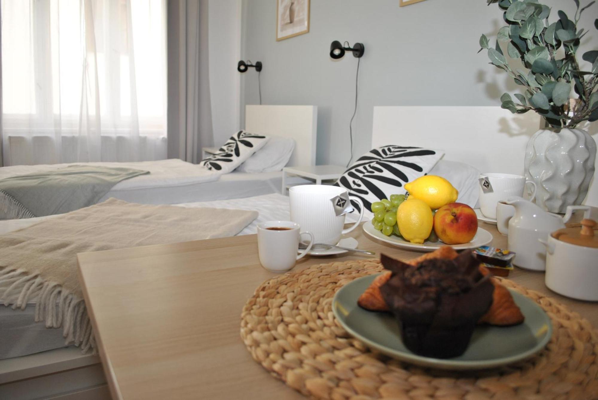 7 NIGHTS Apartments Dominikánské n. Brno Esterno foto