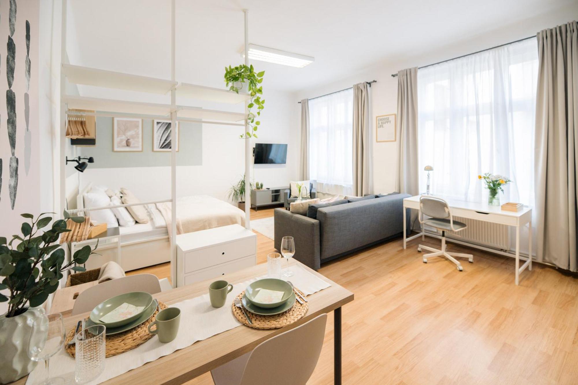 7 NIGHTS Apartments Dominikánské n. Brno Esterno foto