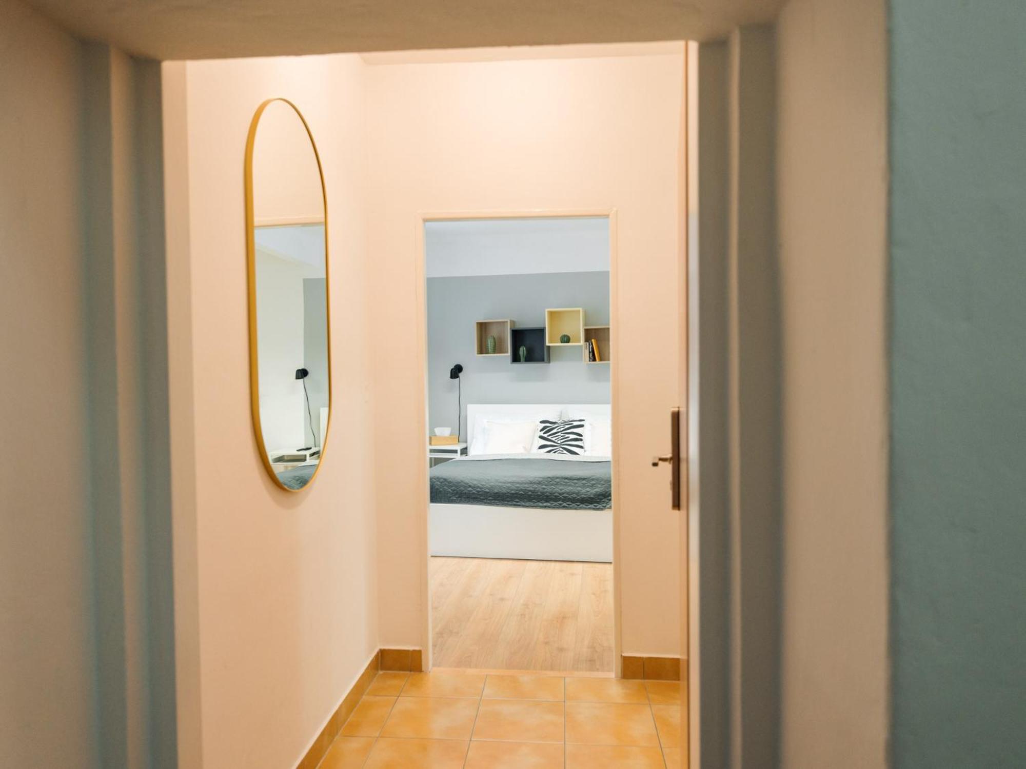 7 NIGHTS Apartments Dominikánské n. Brno Esterno foto