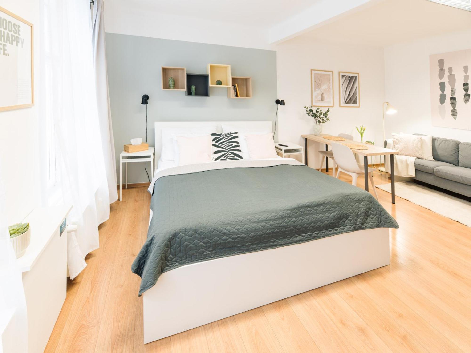 7 NIGHTS Apartments Dominikánské n. Brno Esterno foto